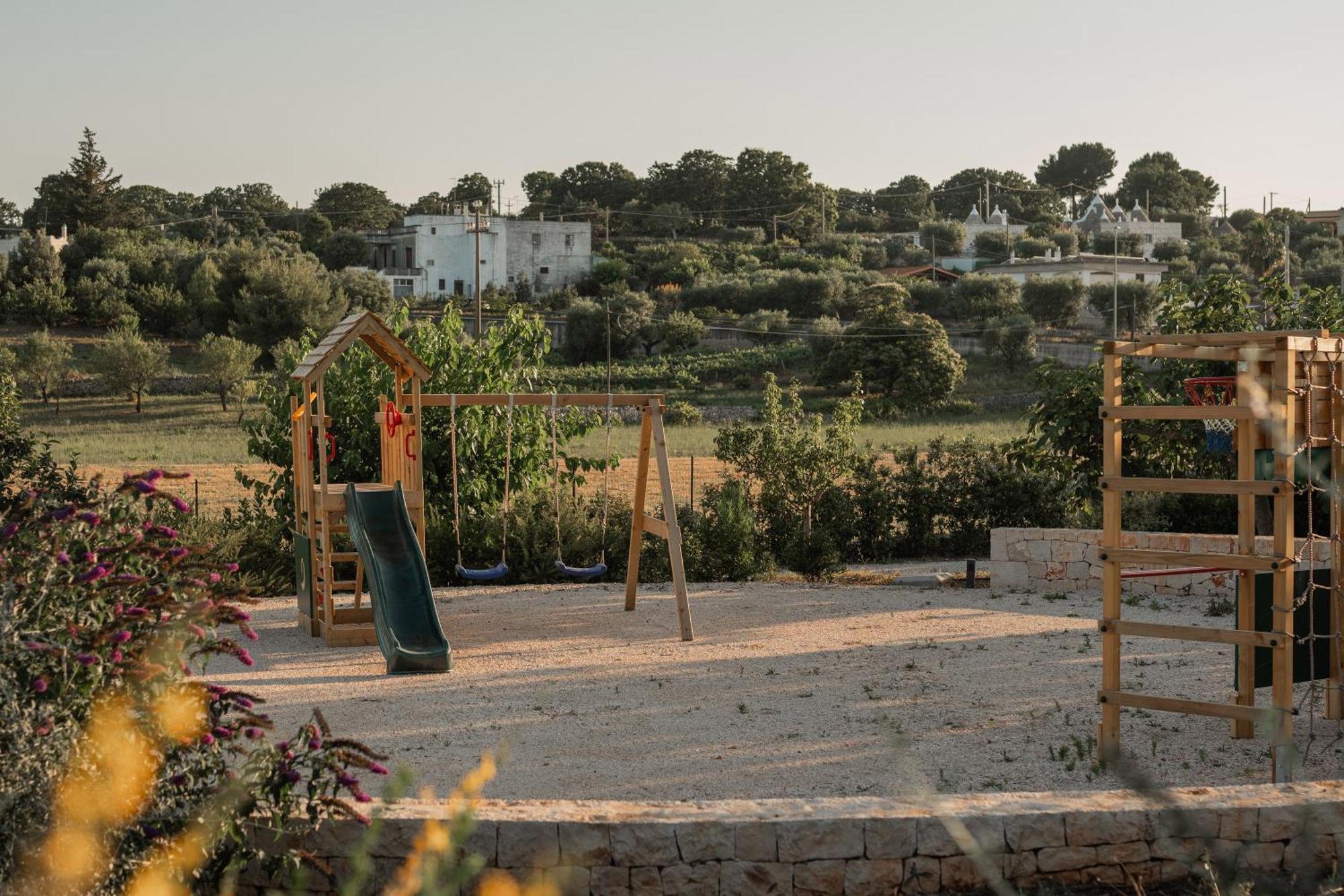 Essenza Relais Contemporaneo Bed and Breakfast Cisternino Eksteriør billede