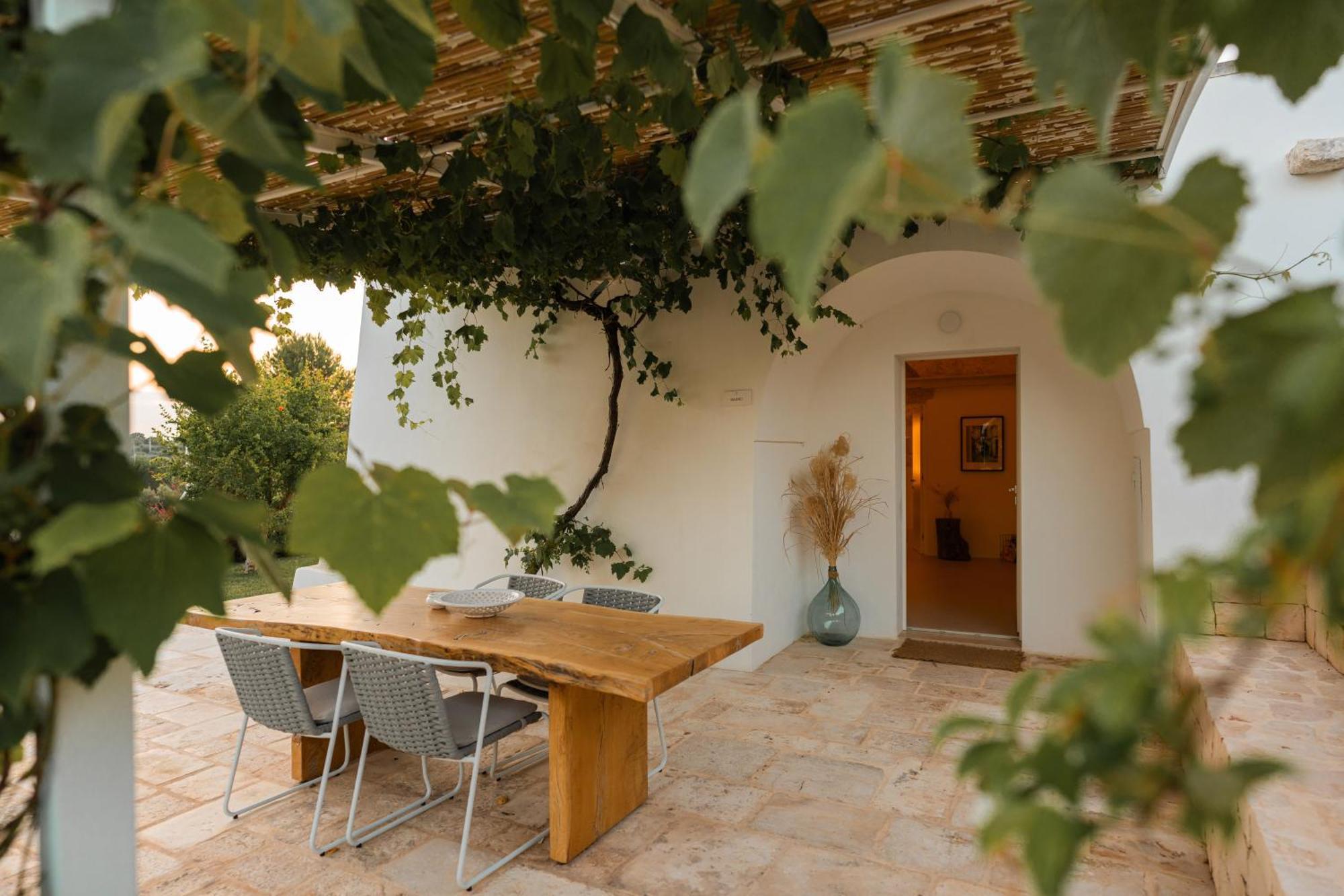 Essenza Relais Contemporaneo Bed and Breakfast Cisternino Eksteriør billede