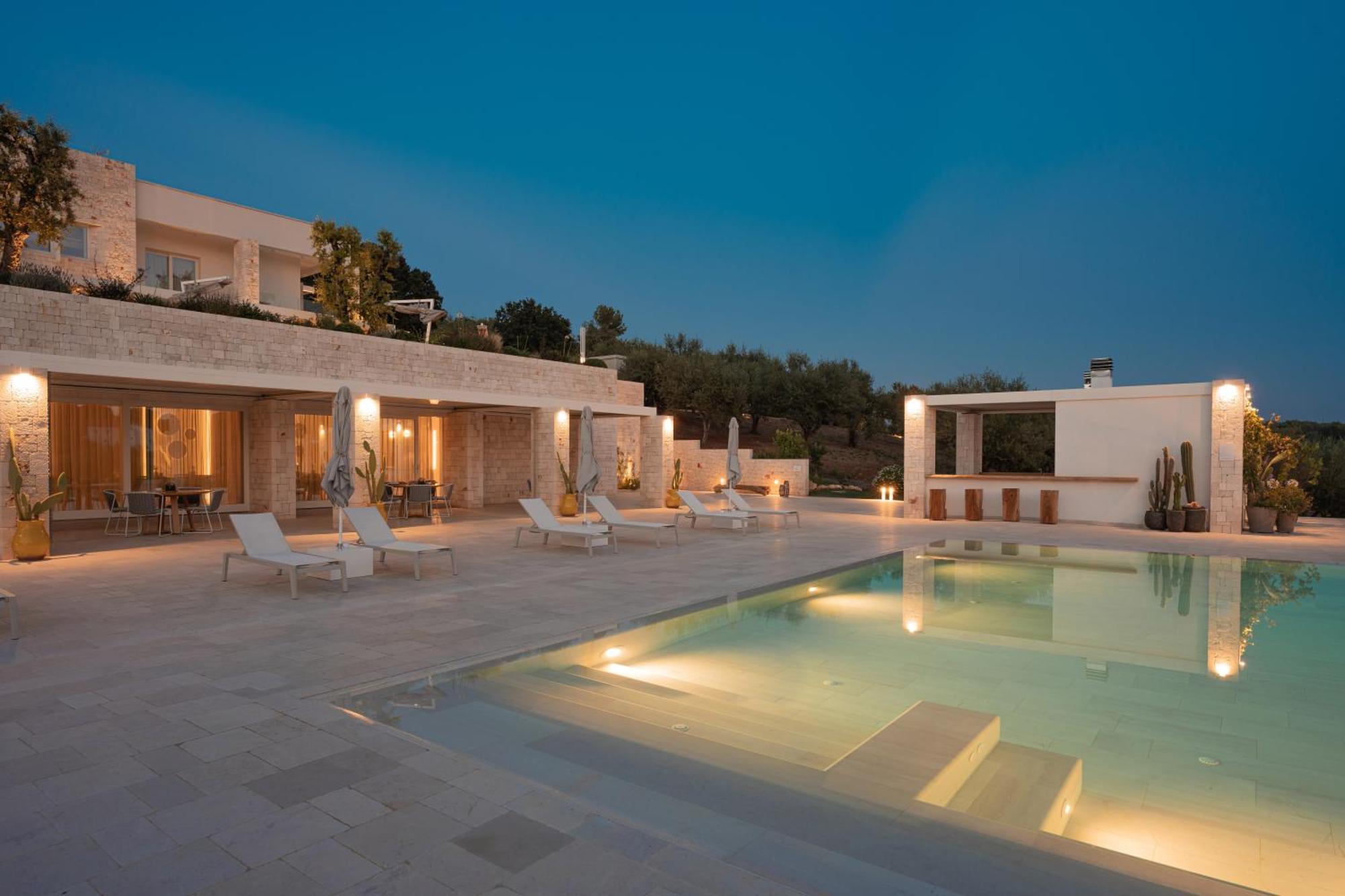 Essenza Relais Contemporaneo Bed and Breakfast Cisternino Eksteriør billede