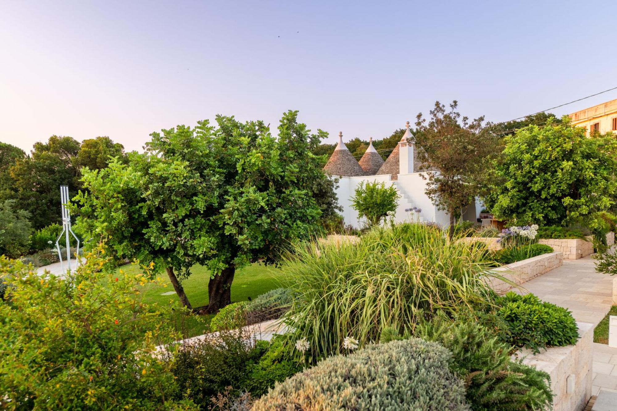 Essenza Relais Contemporaneo Bed and Breakfast Cisternino Eksteriør billede
