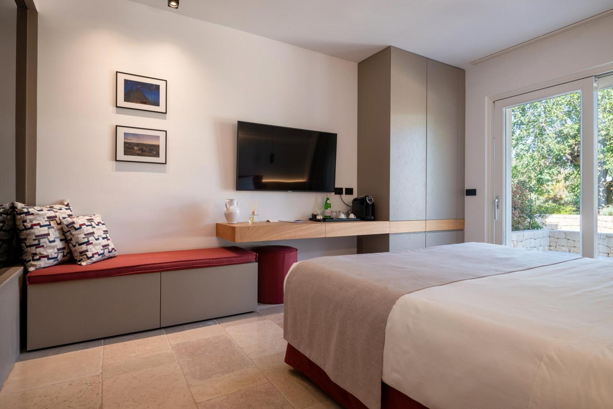 Essenza Relais Contemporaneo Bed and Breakfast Cisternino Eksteriør billede