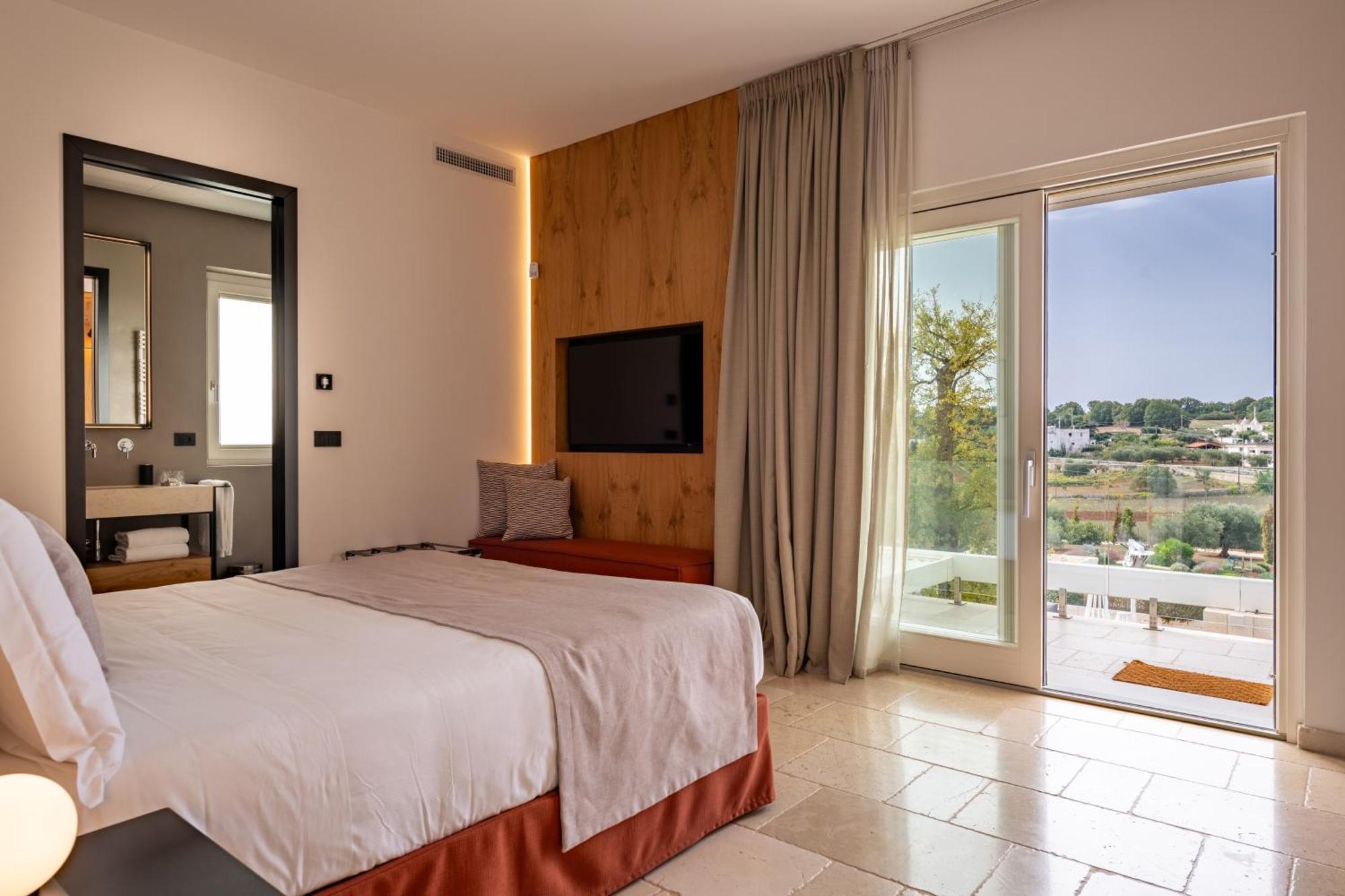 Essenza Relais Contemporaneo Bed and Breakfast Cisternino Eksteriør billede
